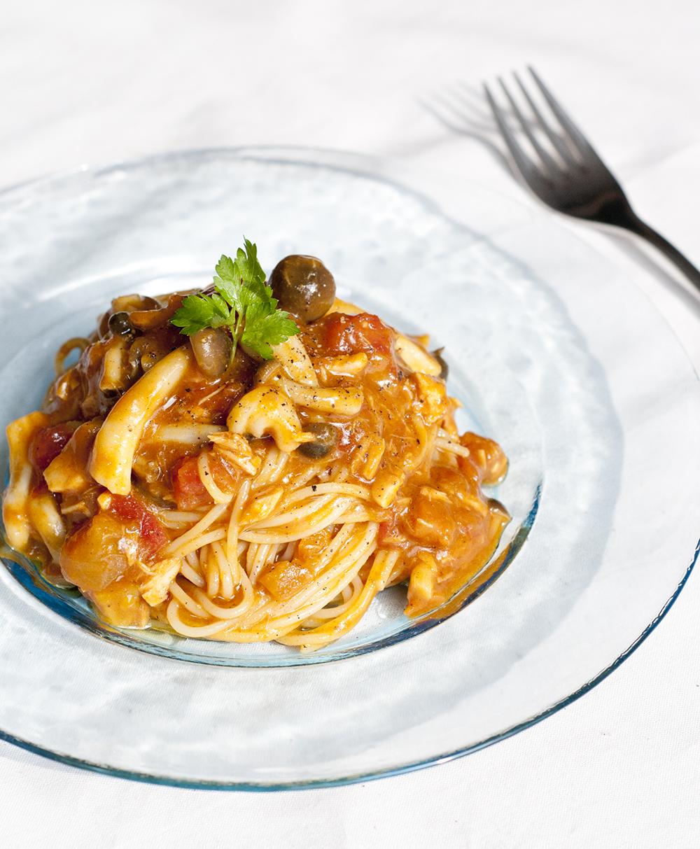 きのこのカレー風味のスパゲッティ