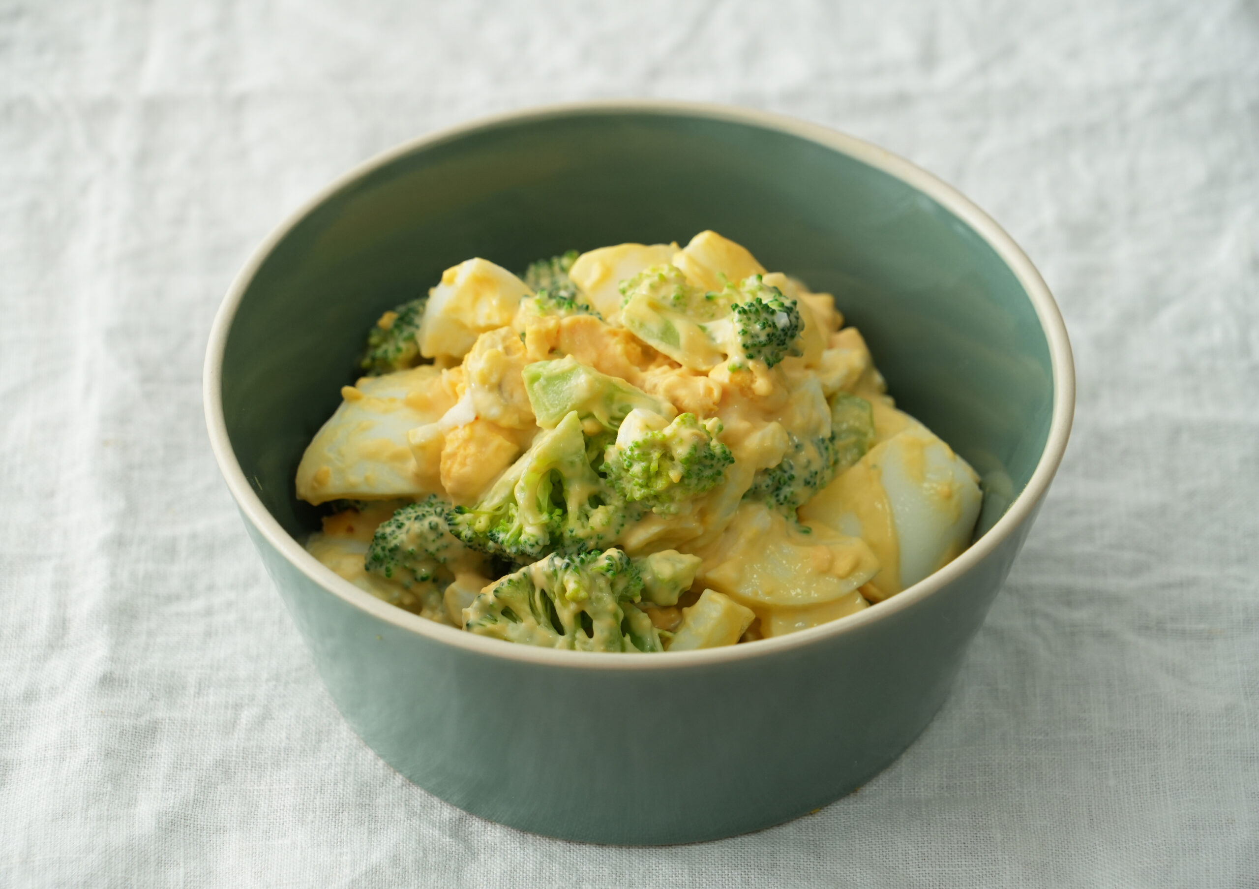 平飼い卵のマヨネーズでたまごサラダ