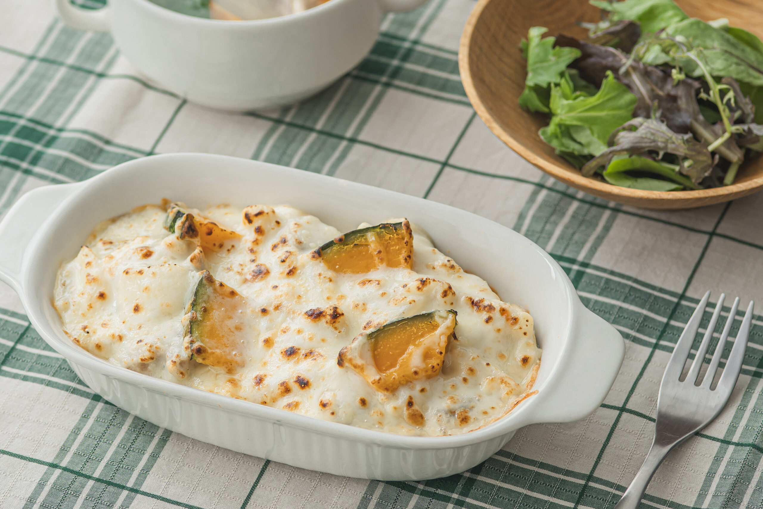 フライパンひとつで作れるマカロニグラタン