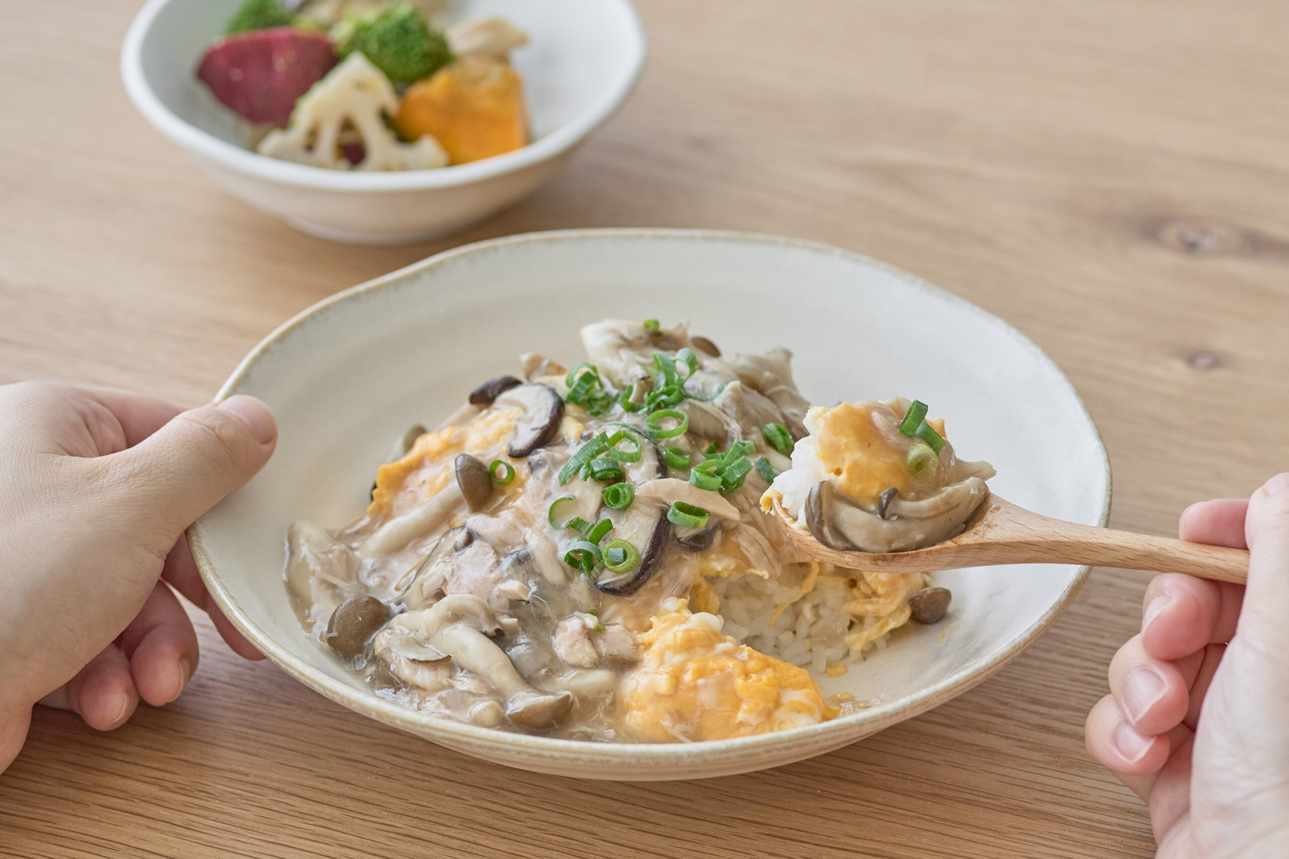 秋を味わうたっぷりきのこの和風オムライス