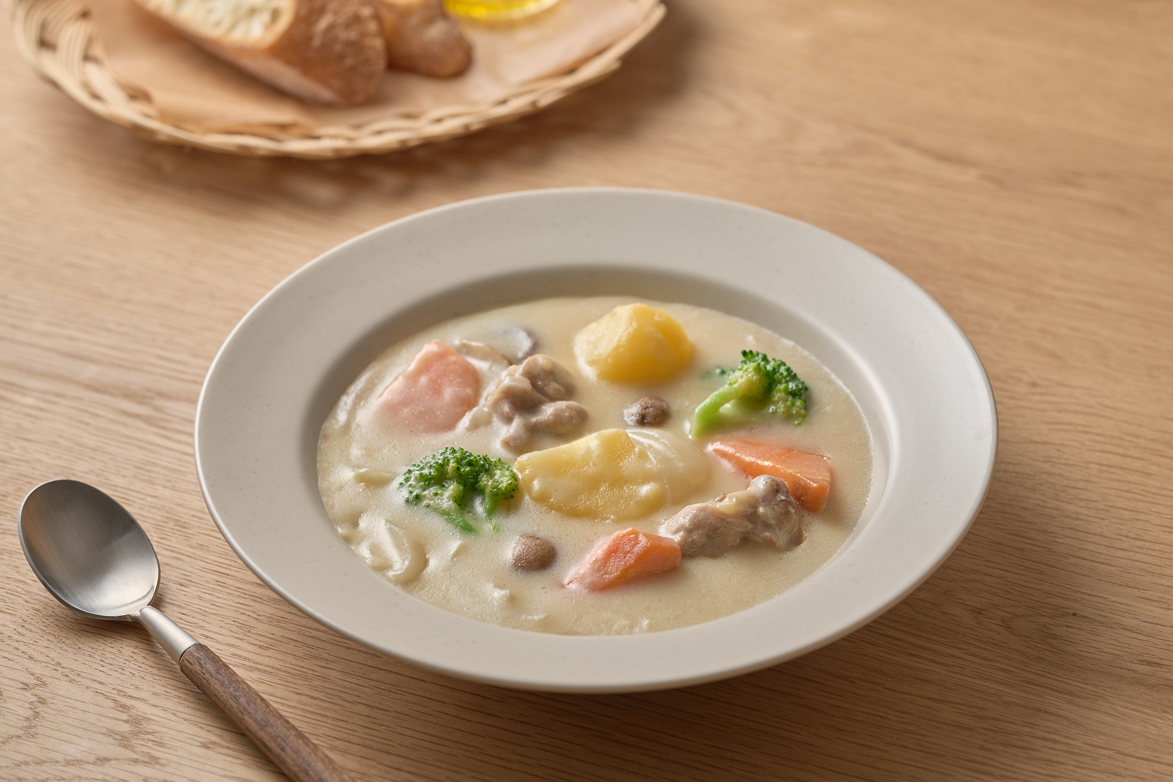 ごろっと野菜のクリームシチュー