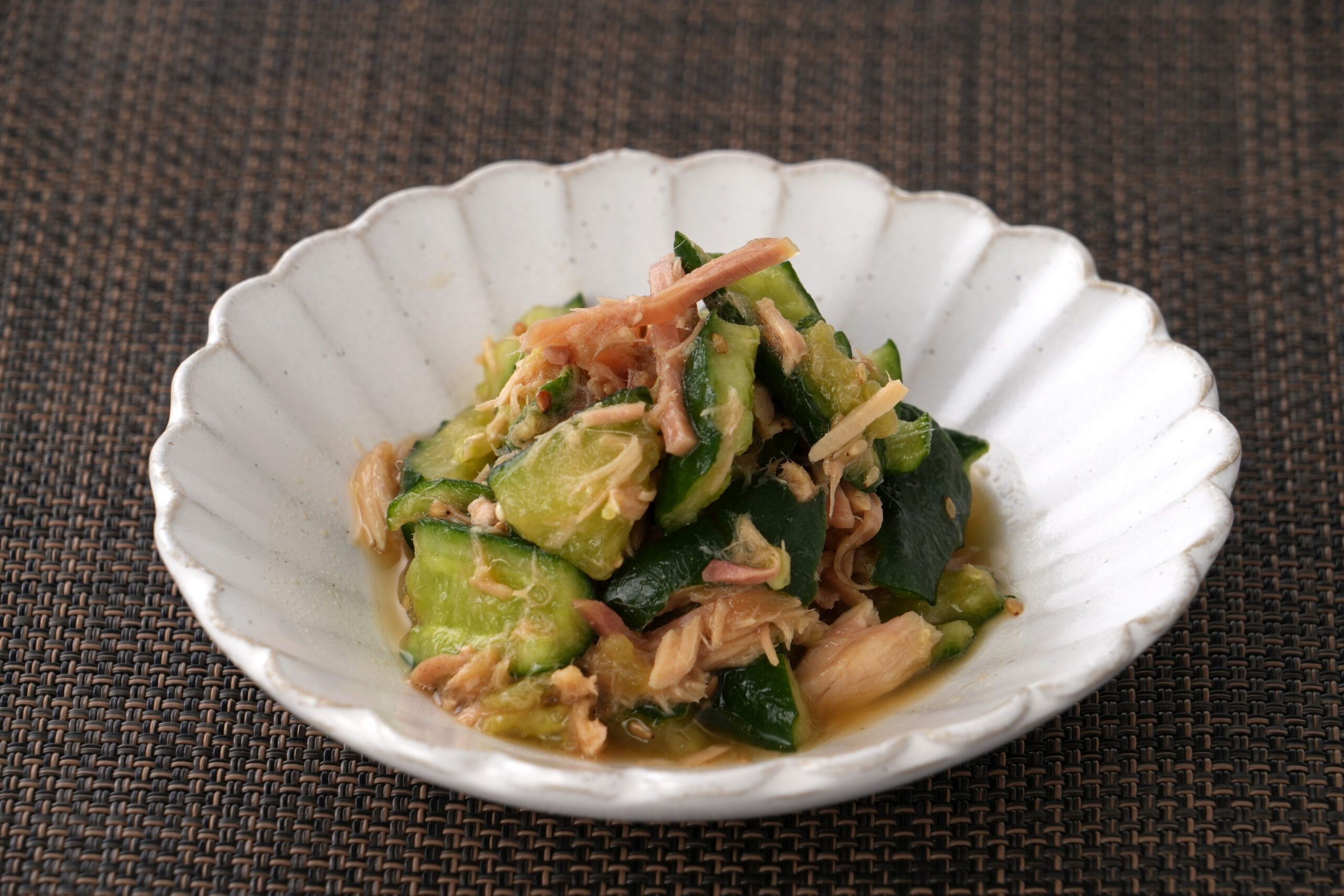 紅しょうがときゅうりの和え物